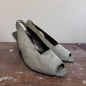 Vintage Petra Beige Suede Peep-toe Slingback Heels Womens Size 10